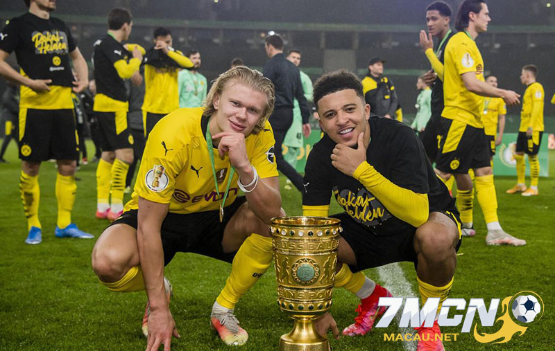 Thành tựu và giải thưởng của Jadon Sancho